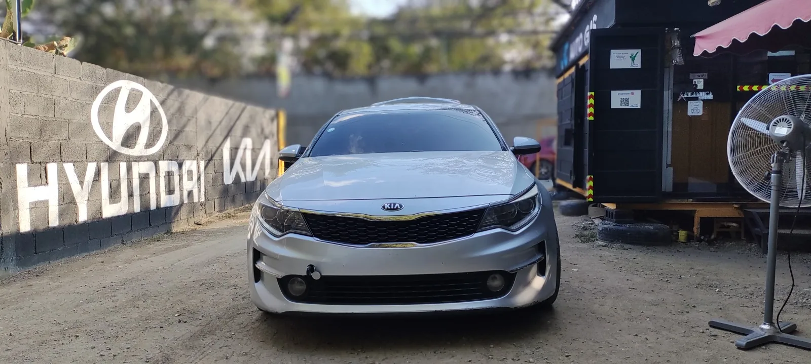 Vehículo Kia en las instalaciones de JC AUTOGAS